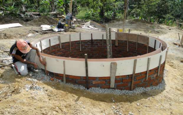 Universidad la Gran Colombia construye pozos sépticos para tratamiento de aguas residuales